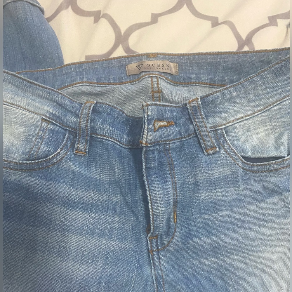 SOLD 2/30$ Guess Y2K light wash flare jeans - Picture 4 of 4